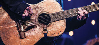 klasik-gitar-alirken-yapilan-hatalar.jpg klasik-gitar-alirken-yapilan-hatalar.jpg