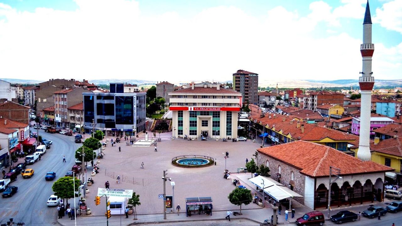 alaca-meydan.jpg