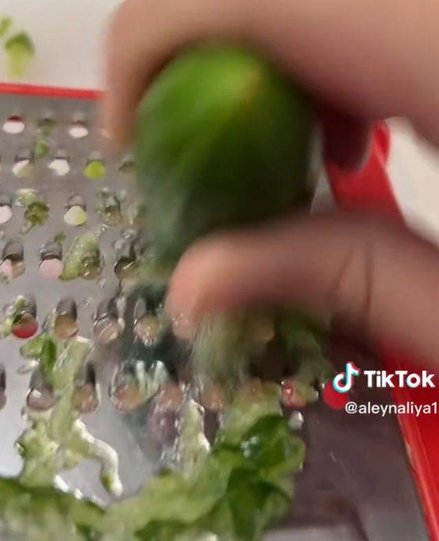 Düzenli kullanınca göz altı morluklarını ve şişliklerini yok ediyor! TikTok'ta trend olan tek malzemeli göz altı maskesi tarifi