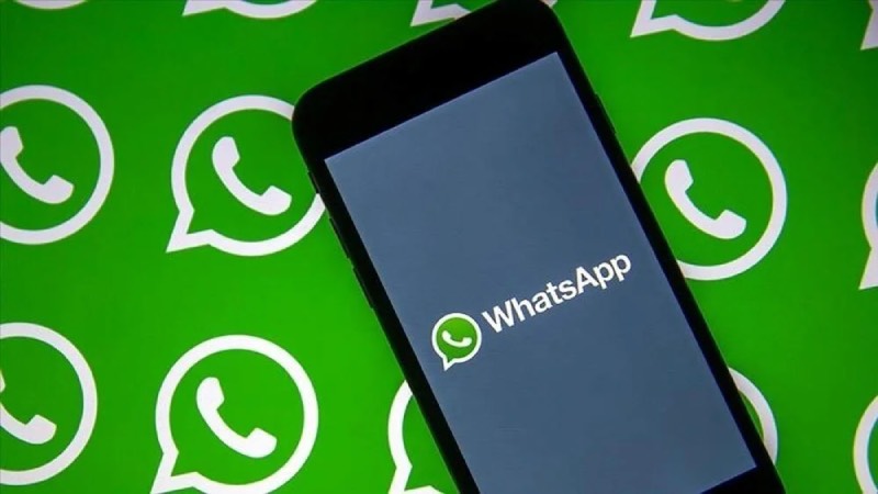 Aynı konu etrafındaki daha fazla insanı bir araya getiren duyuru kanalları WhatsApp'ta Topluluklar olarak tanımlanmıştı. 